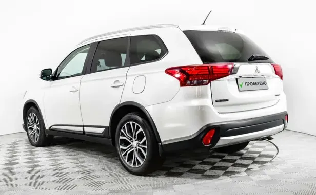 Mitsubishi Outlander, III Рестайлинг 2 — фото 4