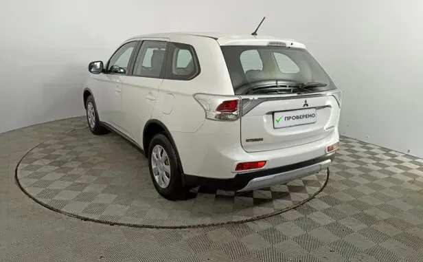 Mitsubishi Outlander, III Рестайлинг — фото 4