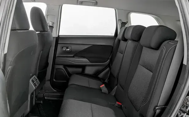 Mitsubishi Outlander, III Рестайлинг 3 — фото 9