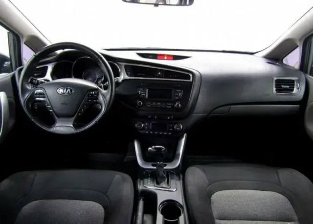 Kia Ceed, II Рестайлинг — фото 5