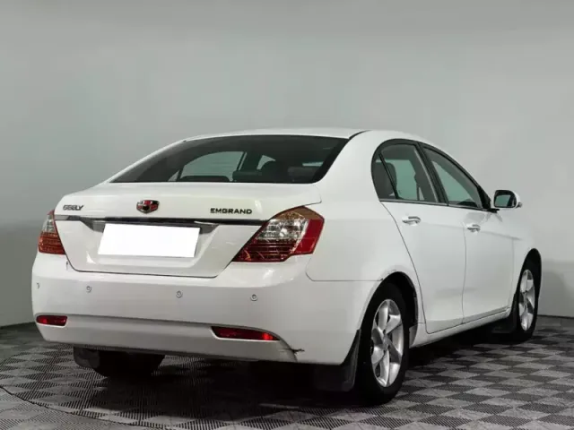 Geely Emgrand EC7 — фото 4