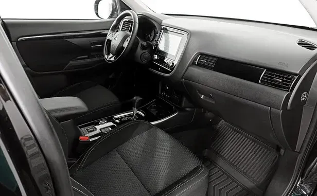 Mitsubishi Outlander, III Рестайлинг 3 — фото 6