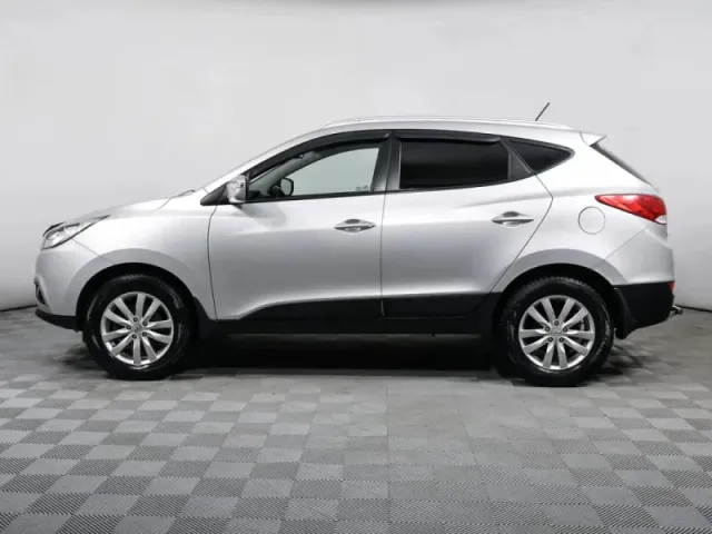 Hyundai ix35, I — фото 7
