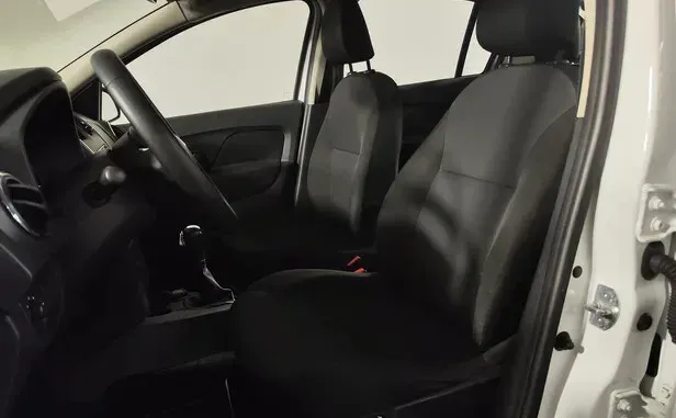 Renault Logan, II Рестайлинг — фото 6