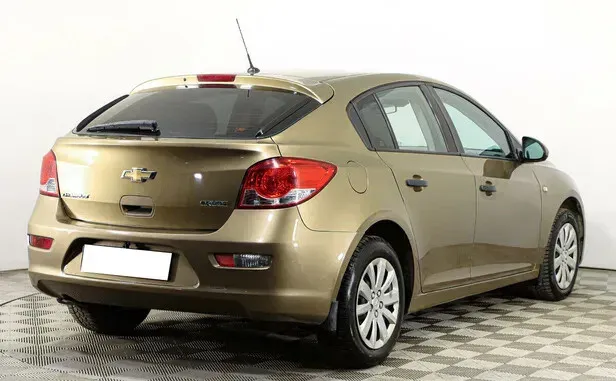 Chevrolet Cruze, I Рестайлинг — фото 2