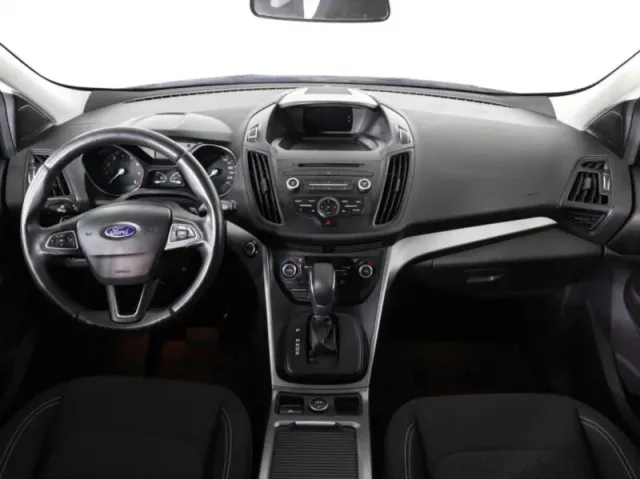 Ford Kuga, II Рестайлинг — фото 11