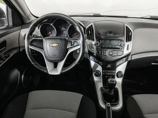 Chevrolet Cruze, I Рестайлинг — фото 12