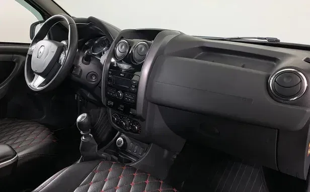Renault Duster, I Рестайлинг — фото 10