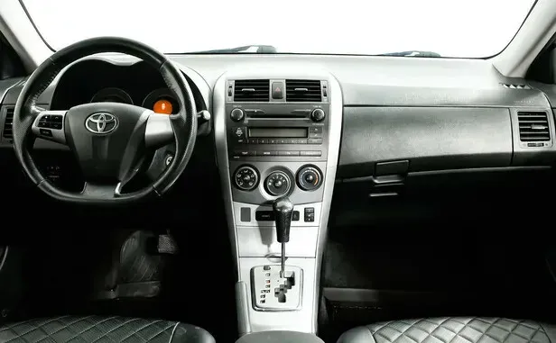 Toyota Corolla, X (E140, E150) Рестайлинг — фото 6