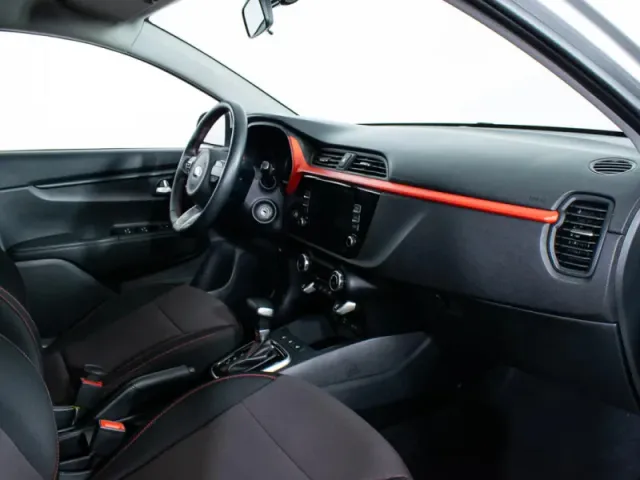 Kia Rio, IV Рестайлинг — фото 17