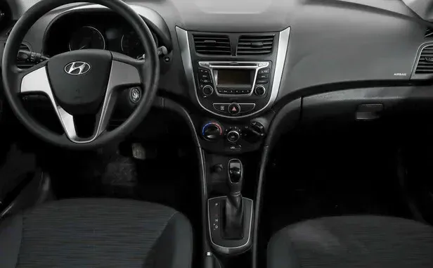 Hyundai Solaris, I Рестайлинг — фото 7