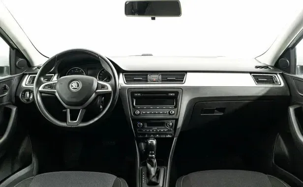 Skoda Rapid, I — фото 7