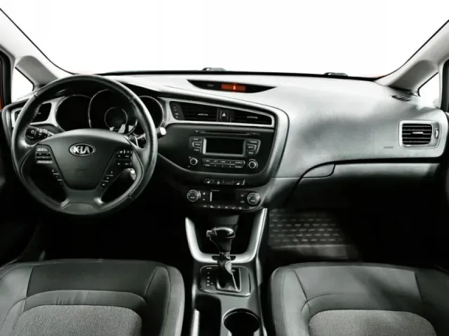 Kia Ceed, II Рестайлинг — фото 30