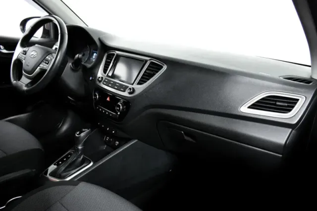 Hyundai Solaris, II — фото 11