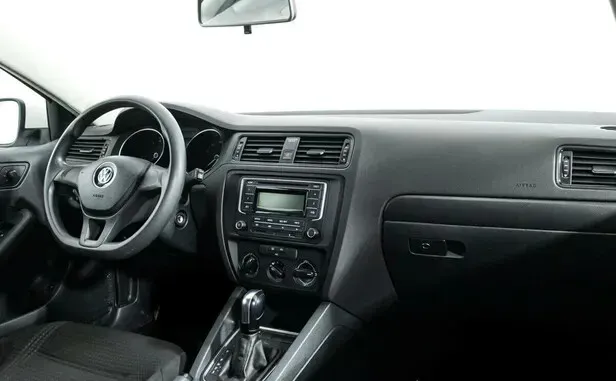Volkswagen Jetta, VI Рестайлинг — фото 7