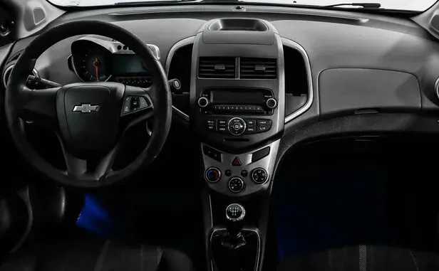 Chevrolet Aveo, II — фото 5