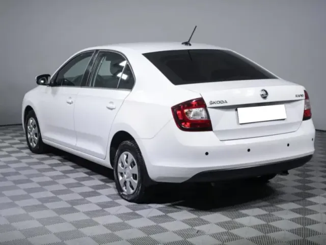 Skoda Rapid, I Рестайлинг — фото 7