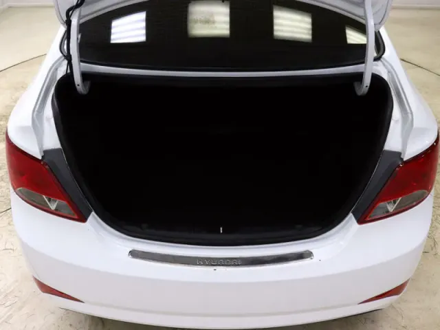 Hyundai Solaris, I Рестайлинг — фото 8