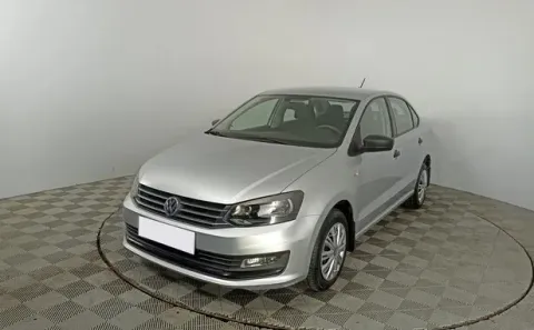 Volkswagen Polo, V Рестайлинг — фото 1