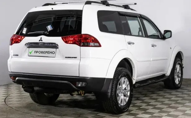 Mitsubishi Pajero Sport, II Рестайлинг — фото 2