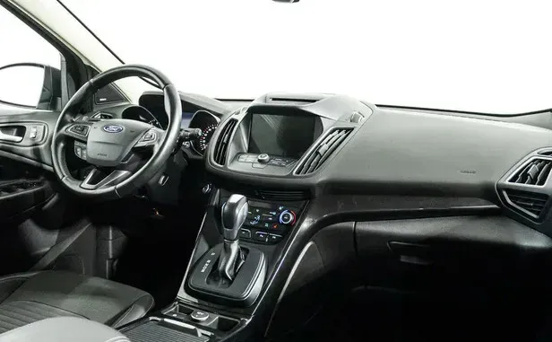 Ford Kuga, II Рестайлинг — фото 8