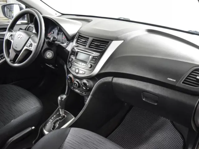 Hyundai Solaris, I Рестайлинг — фото 9