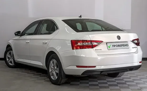 Skoda Superb, III — фото 4