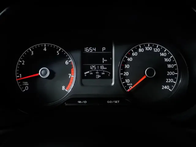 Volkswagen Polo, V Рестайлинг — фото 12