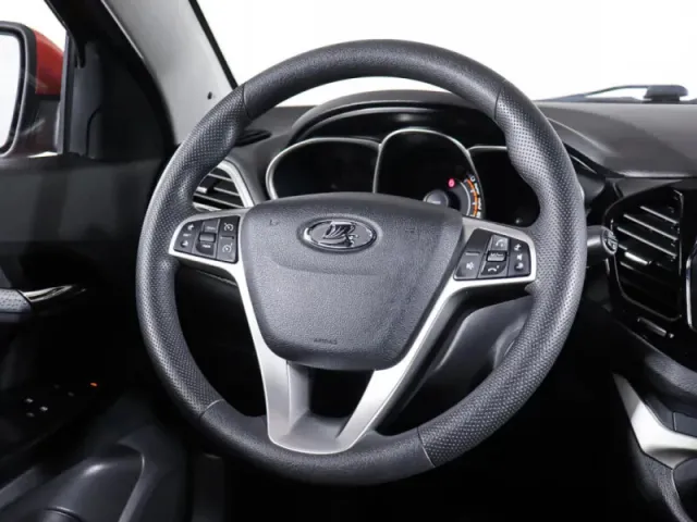 LADA Vesta, I — фото 17