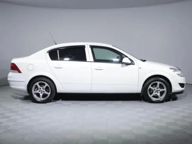 Opel Astra, H Рестайлинг — фото 4