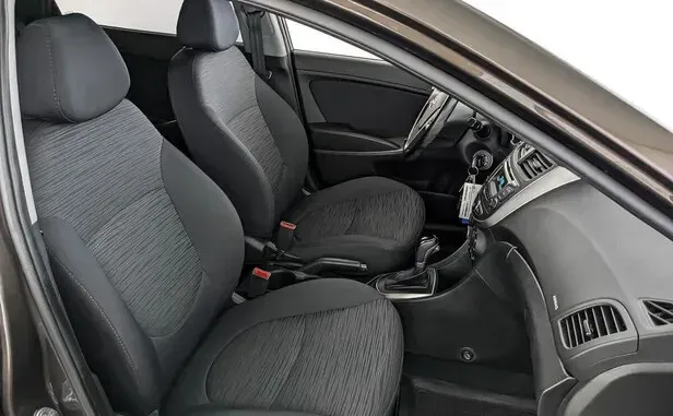 Hyundai Solaris, I Рестайлинг — фото 10
