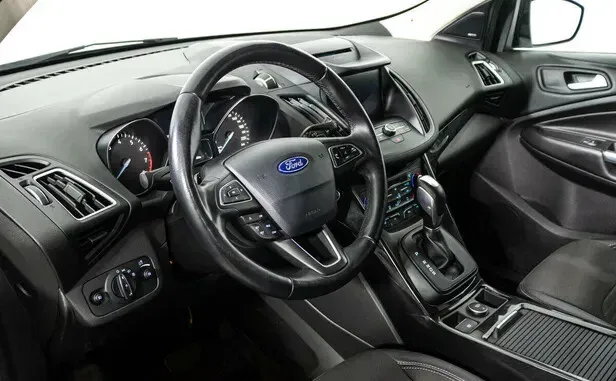 Ford Kuga, II Рестайлинг — фото 5