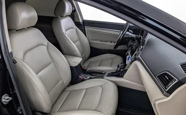 Hyundai Elantra, VI (AD) — фото 11