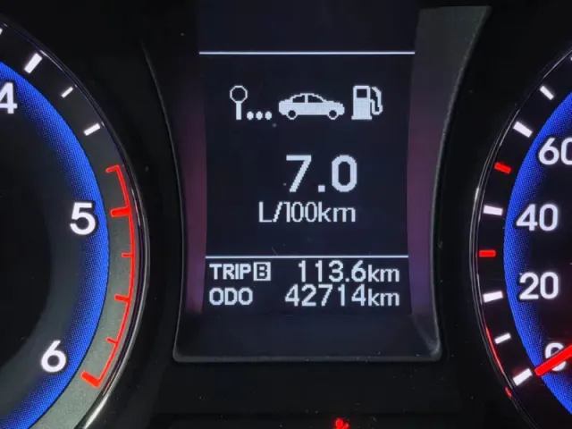 Hyundai i40, I — фото 16