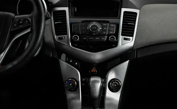 Chevrolet Cruze, I — фото 9