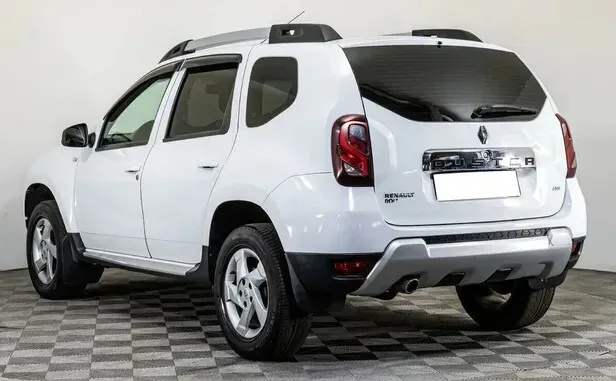 Renault Duster, I Рестайлинг — фото 4