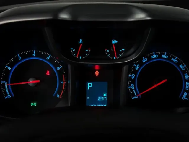 Chevrolet Orlando — фото 16