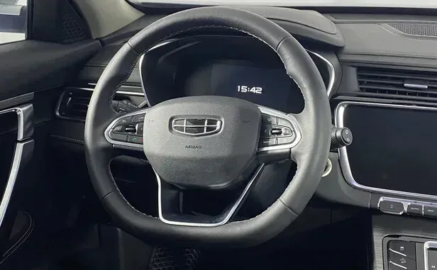 Geely Atlas Pro — фото 5