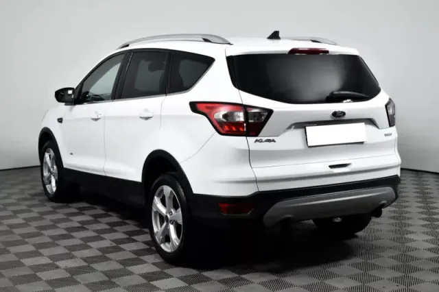 Ford Kuga, II Рестайлинг — фото 7