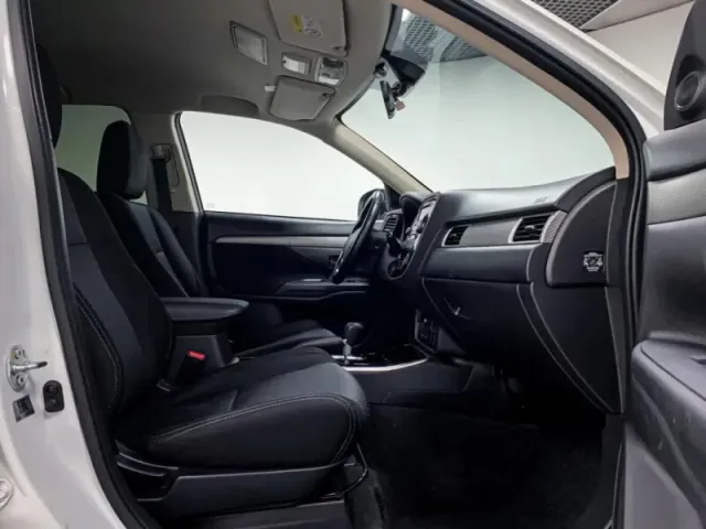 Mitsubishi Outlander, III Рестайлинг 2 — фото 14
