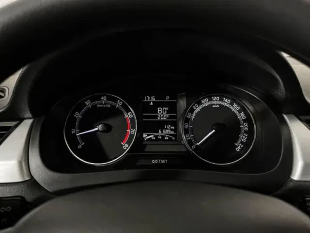 Skoda Rapid, I Рестайлинг — фото 12