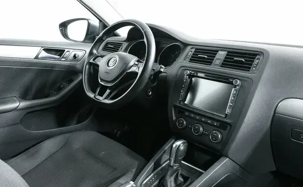 Volkswagen Jetta, VI Рестайлинг — фото 6