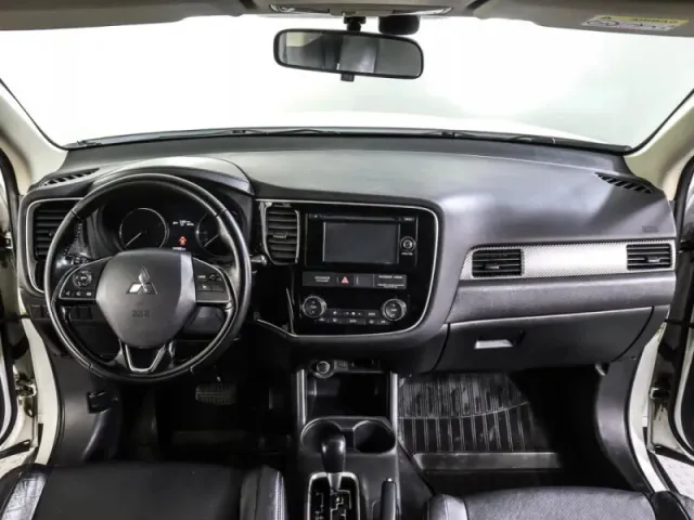 Mitsubishi Outlander, III Рестайлинг 2 — фото 15