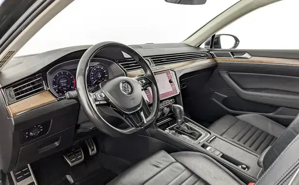 Volkswagen Passat, B8 — фото 8