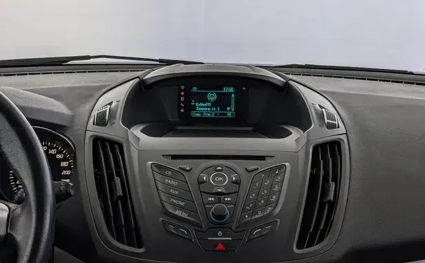 Ford Kuga, II Рестайлинг — фото 9