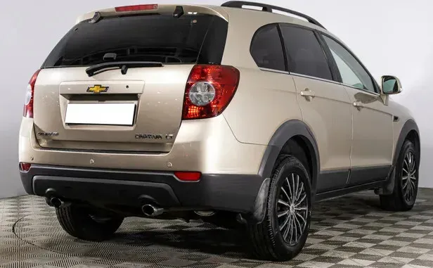 Chevrolet Captiva, I Рестайлинг — фото 2