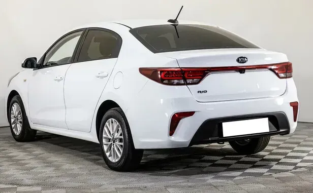 Kia Rio, IV — фото 4