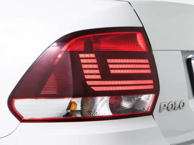 Volkswagen Polo, V Рестайлинг — фото 10