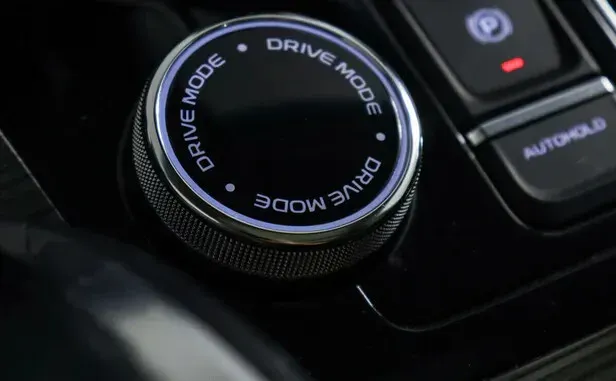 Geely Atlas Pro — фото 14