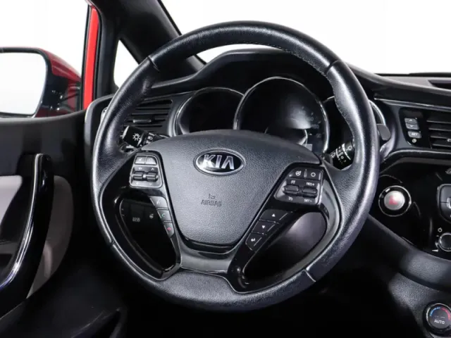 Kia Ceed, II Рестайлинг — фото 15